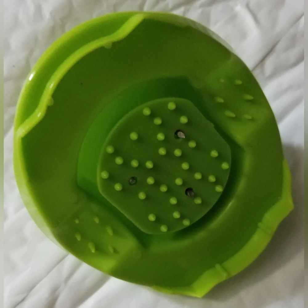 - Vegetable Chopper & Peeler Set